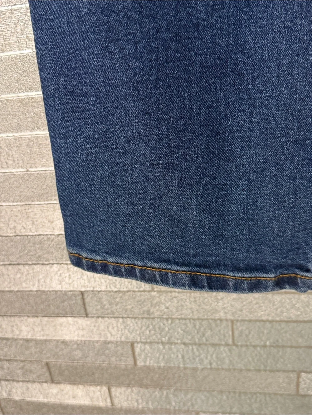 Levi's 502 Men's Dark Blue Denim Jeans 36 x 30, Classic Straight Fit